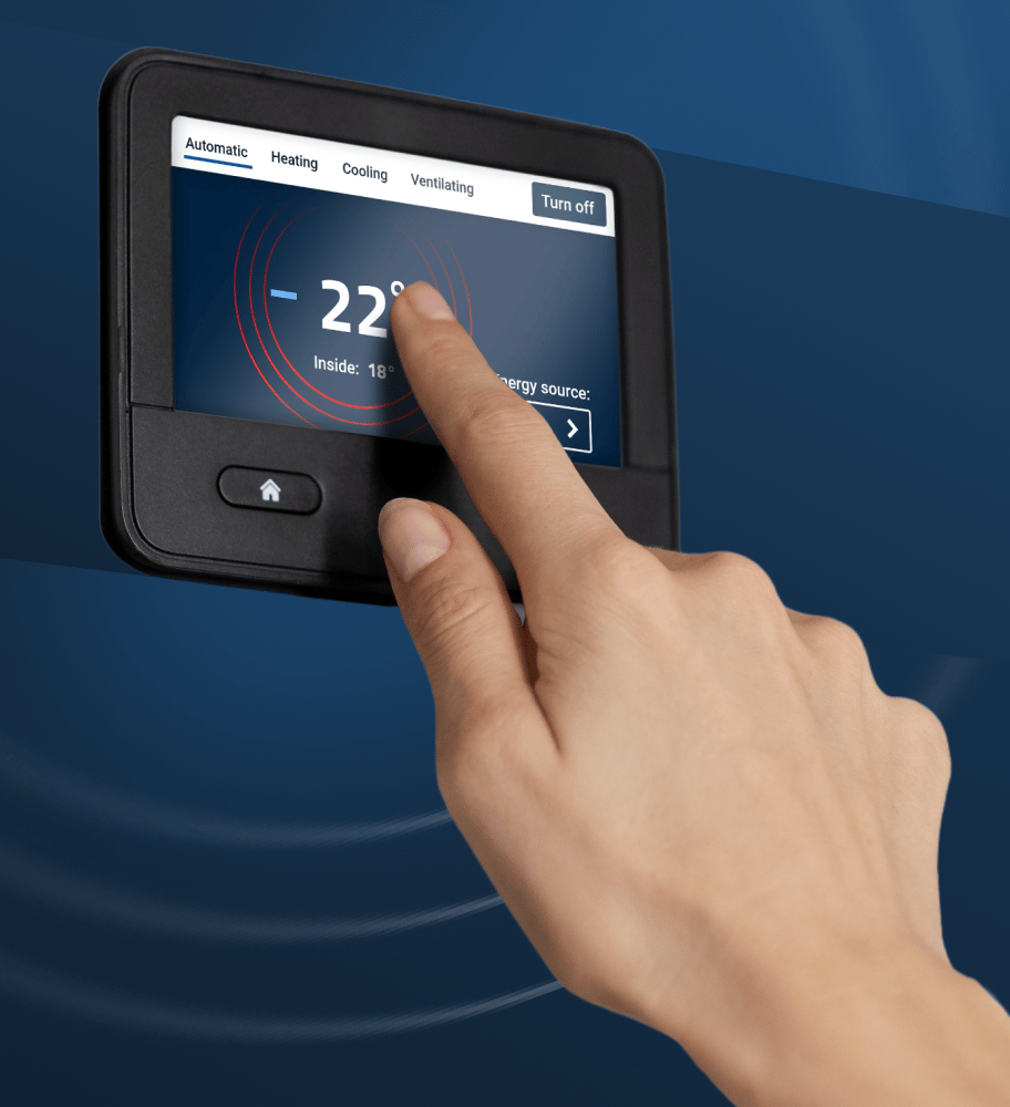 Das iNet X Panel wird mit einem Finger bedient
